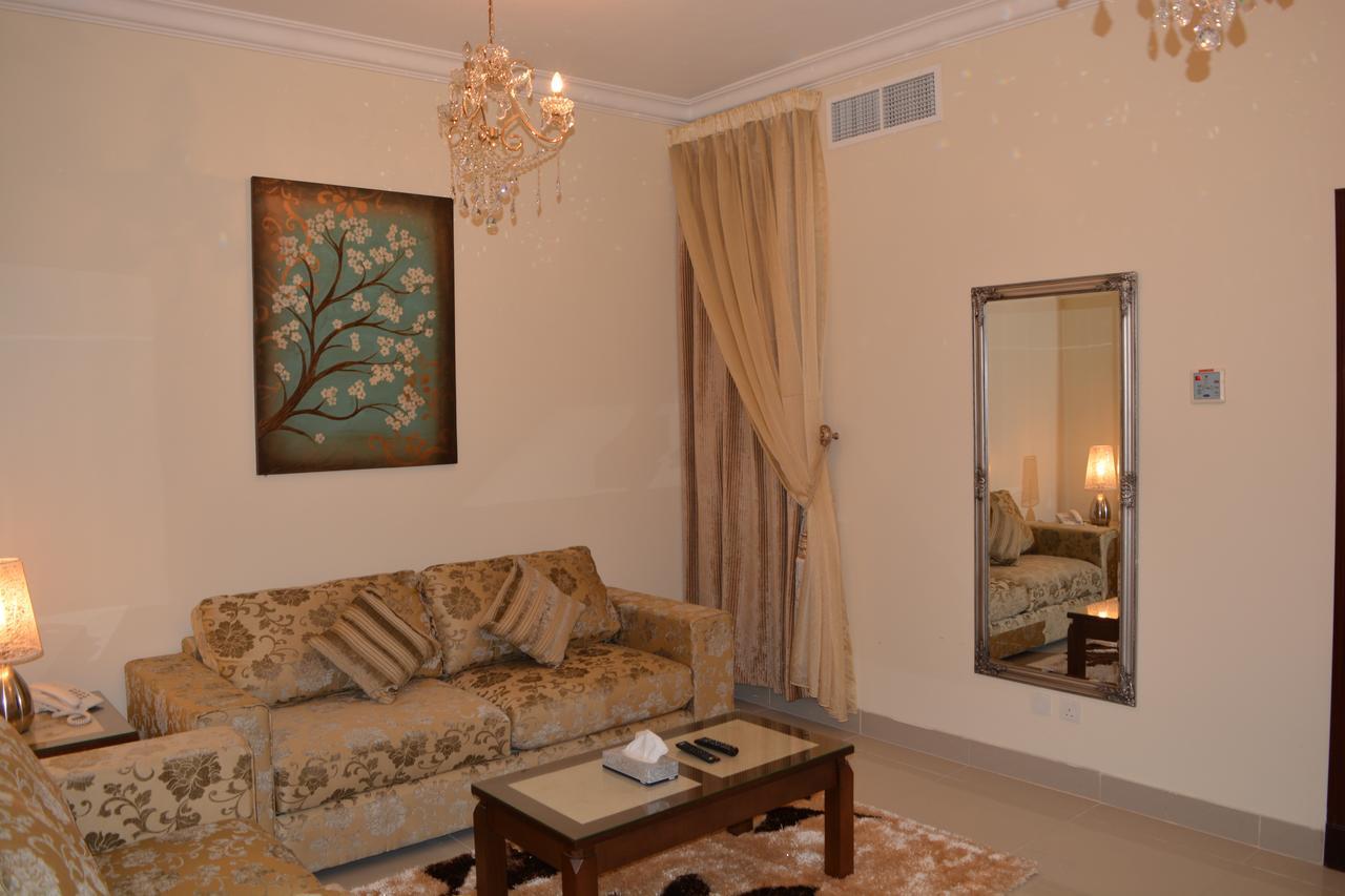 Diamond Suites Nadinah Luaran gambar
