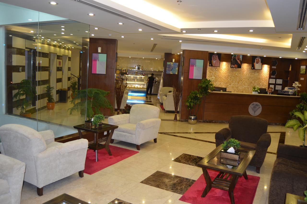 Diamond Suites Nadinah Luaran gambar