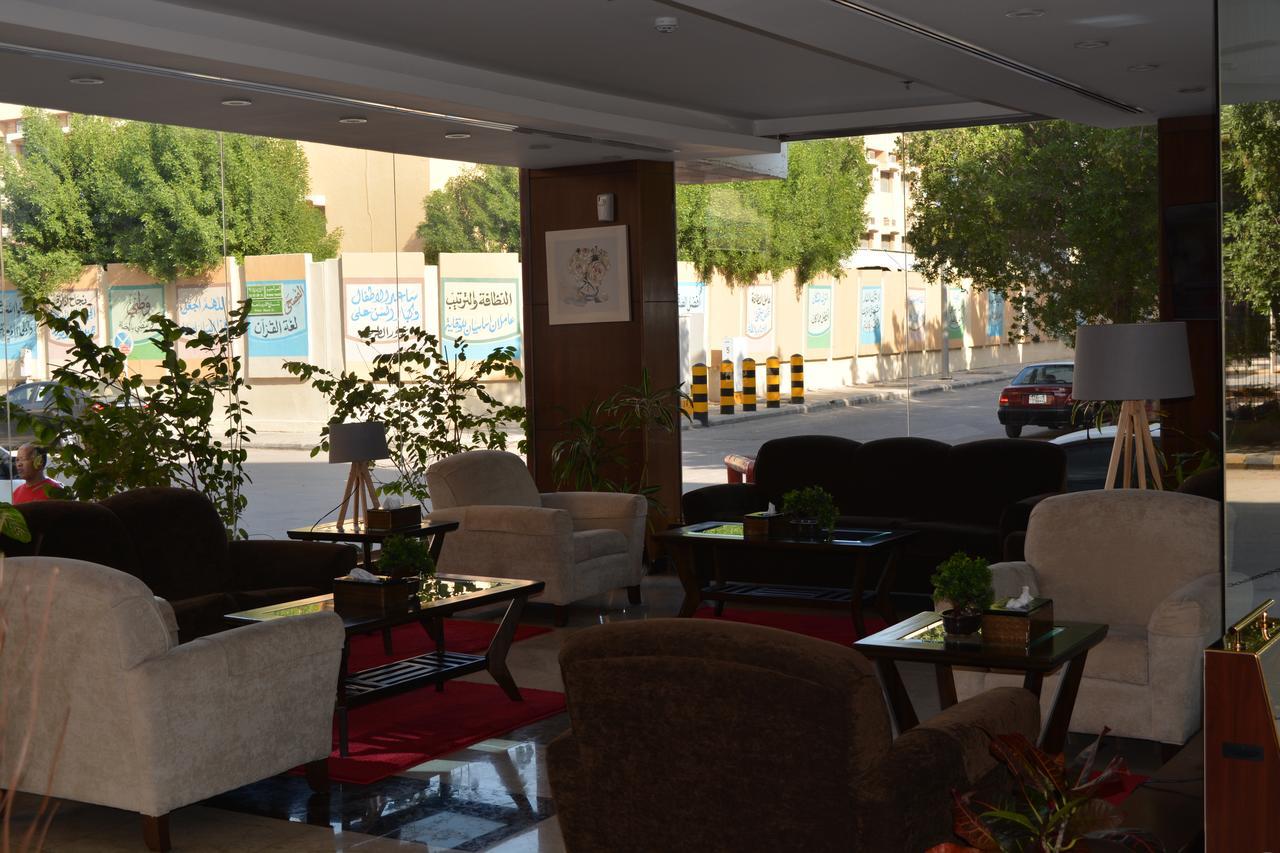 Diamond Suites Nadinah Luaran gambar